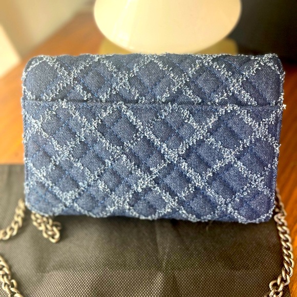 NWT Brixton Kurt Geiger Denim Crossbody with silver chain strap & dust bag ππ©΅π - Picture 2 of 10